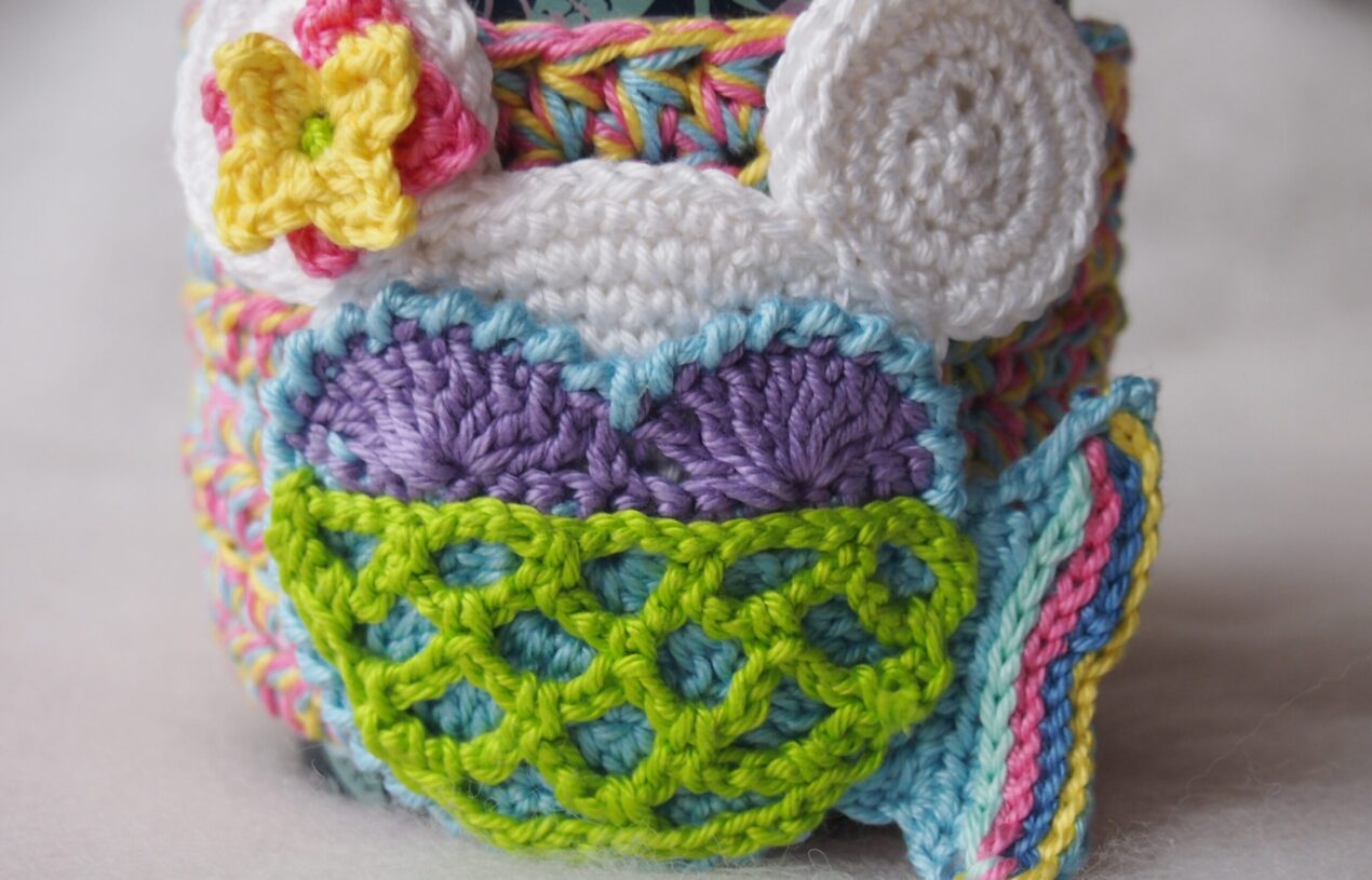 Mermaid Cup Cozy Mouse crochet pattern