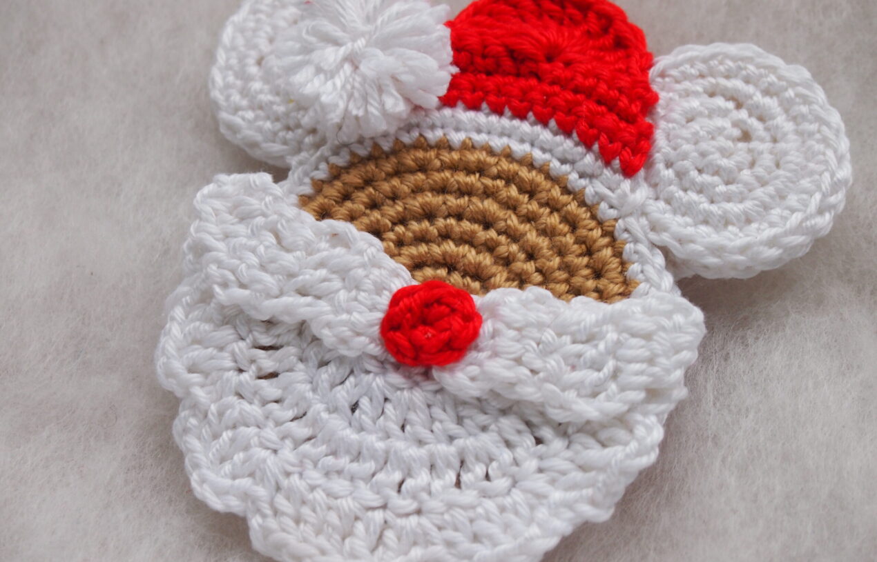 Santa Mouse Free Crochet Pattern